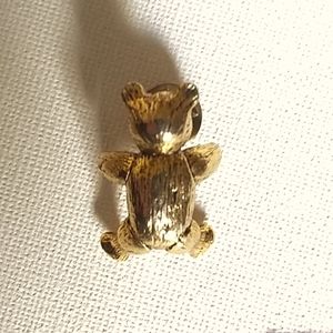 Vintage bear tac pin.